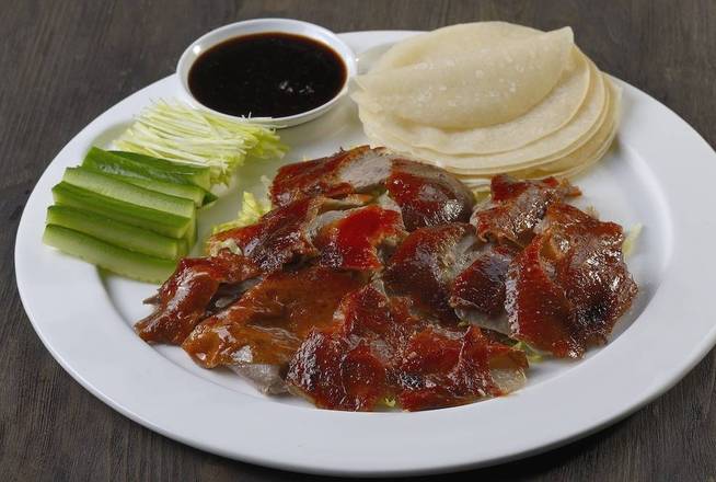 313 Whole Peking Duck with Pancakes (16 pcs) / 整只北京鸭